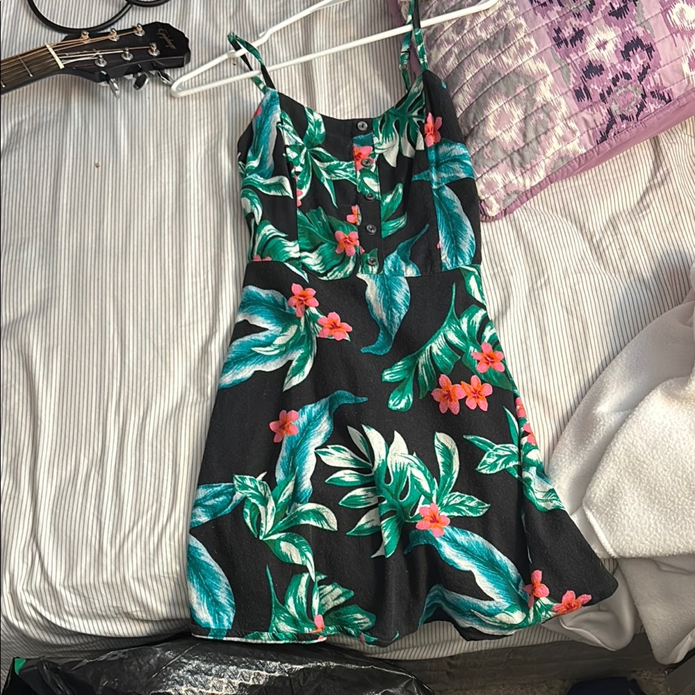 Hollister Black and Blue Sleeveless Sundress